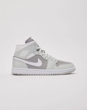 Jordan Air Jordan 1 Mid Wardrobe staples Clothing assortments
