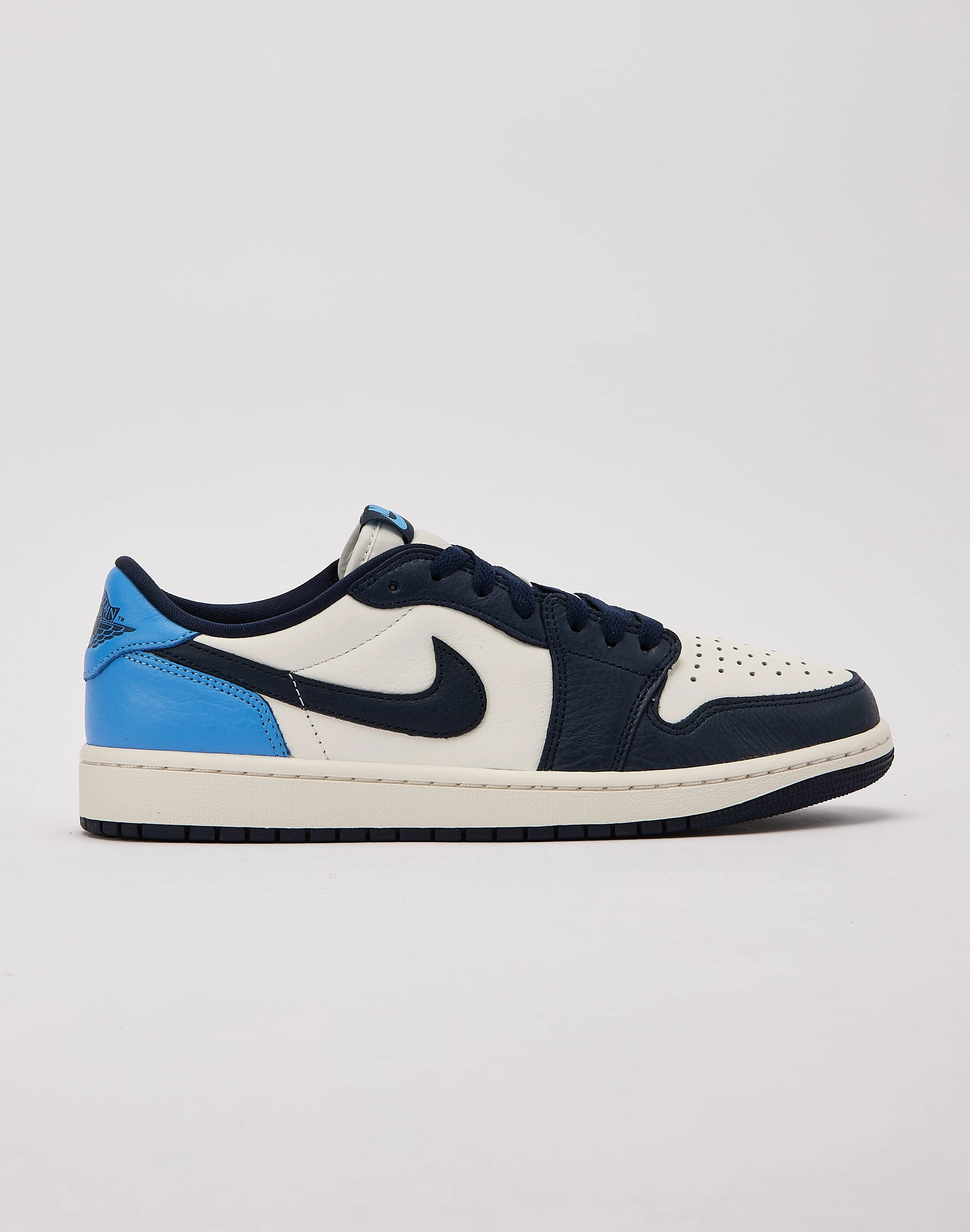 Jordan Air Jordan 1 Retro Low OG 'Obsidian' Smart casual wear Nautical - themed fashion