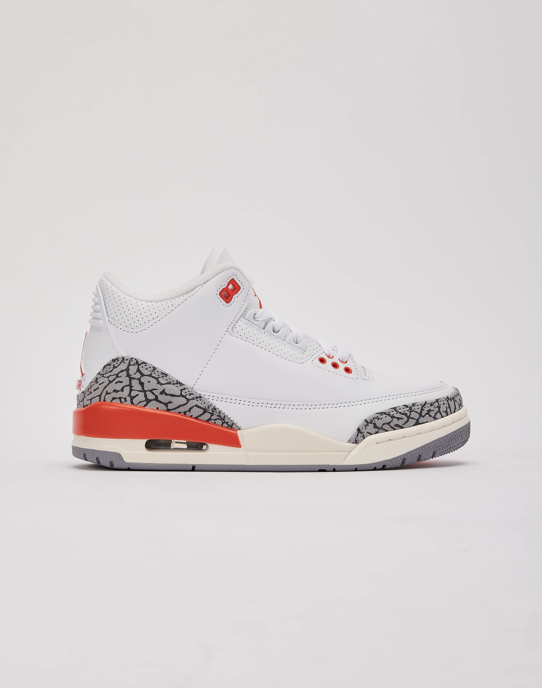 Fashion trends by region Jordan Air Jordan 3 Retro 'Georgia Peach' Swimwear selections