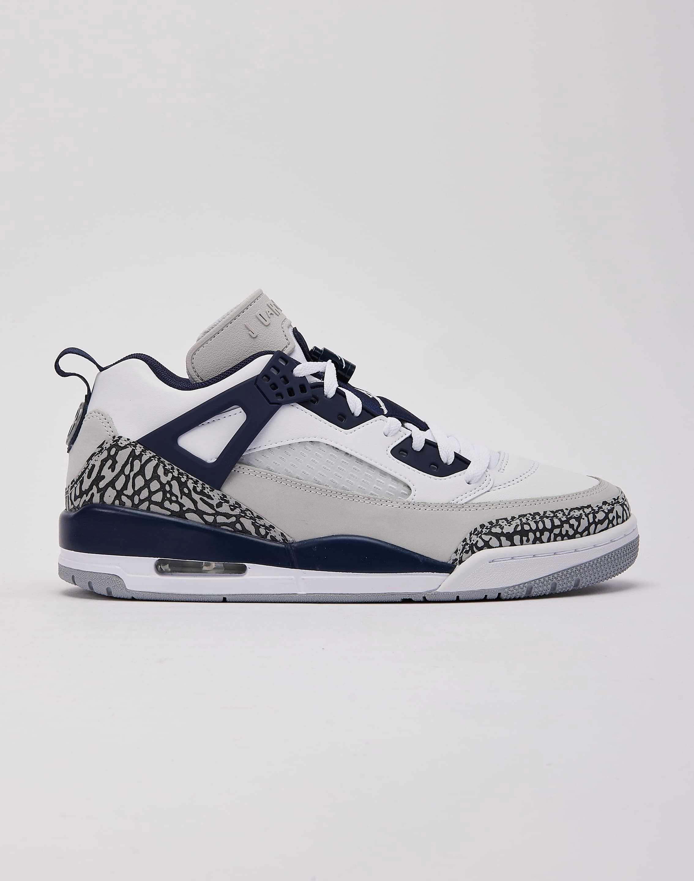 Patterned fashion (floral, stripes, etc.) Jordan Spizike Low Modern fashion