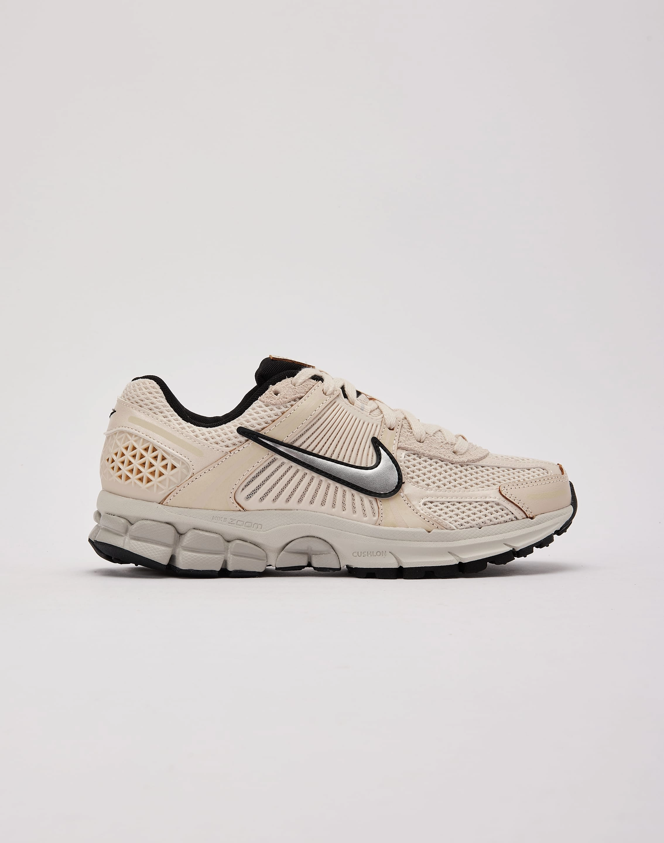 Lace - detailed fashion Nike Zoom Vomero 5 Activewear gear