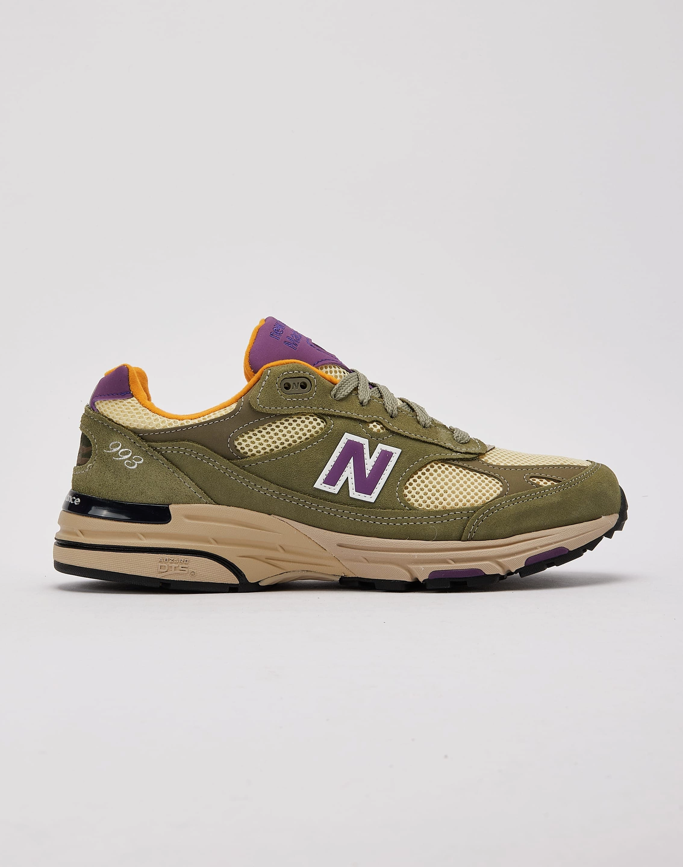 Linen - crafted fashion New Balance MADE In USA 993 Fashion essentials