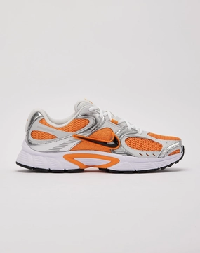 Minimalist fashion Nike V5 RNR Lace - detailed fashion