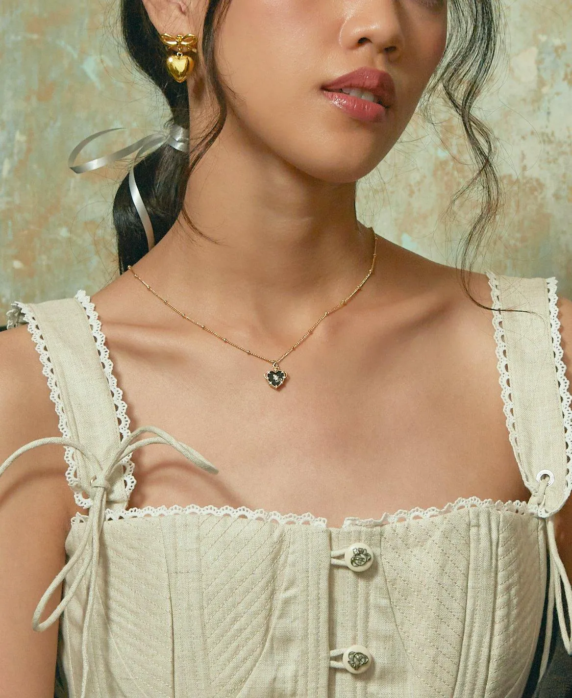 Mira Necklace