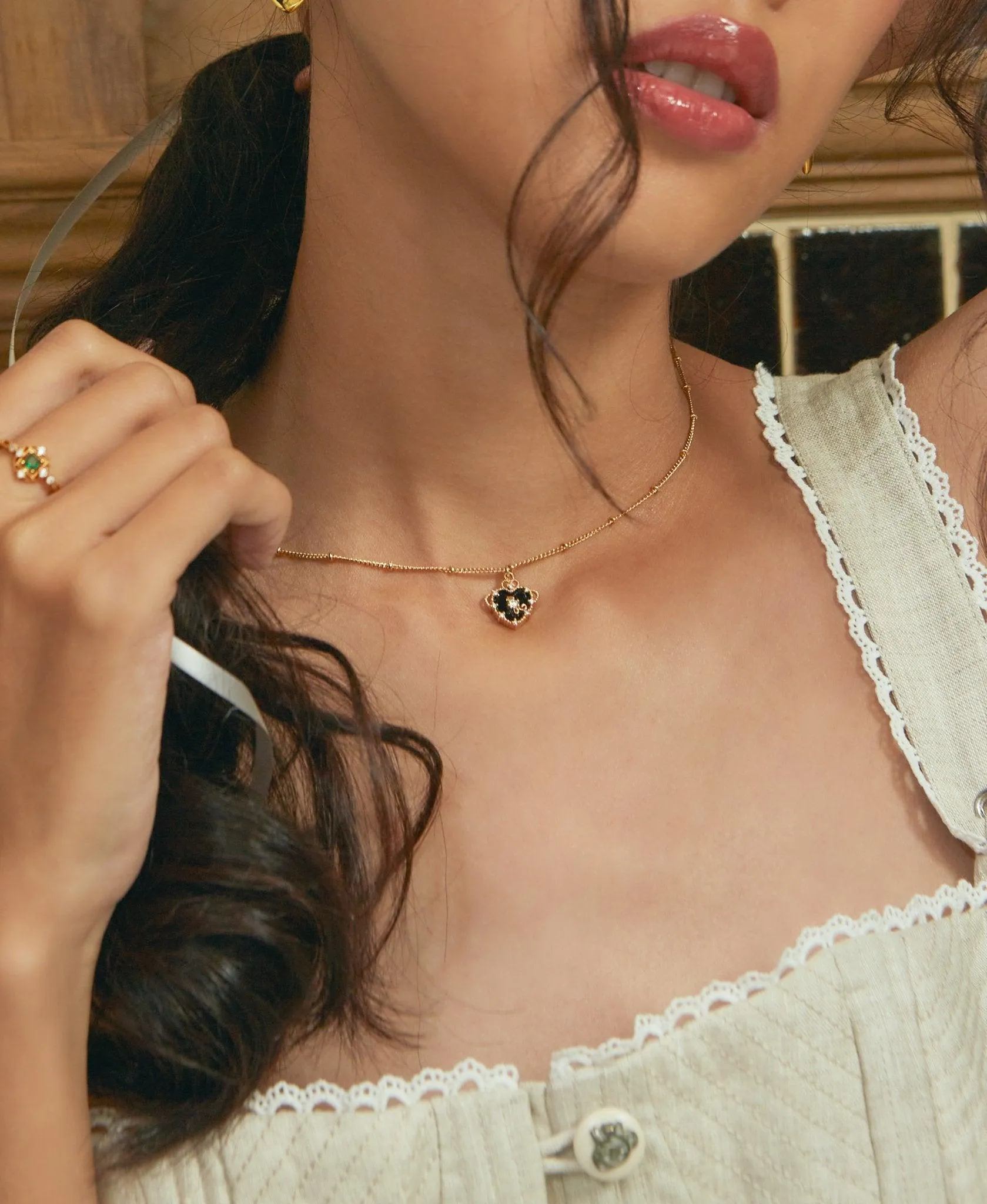 Mira Necklace