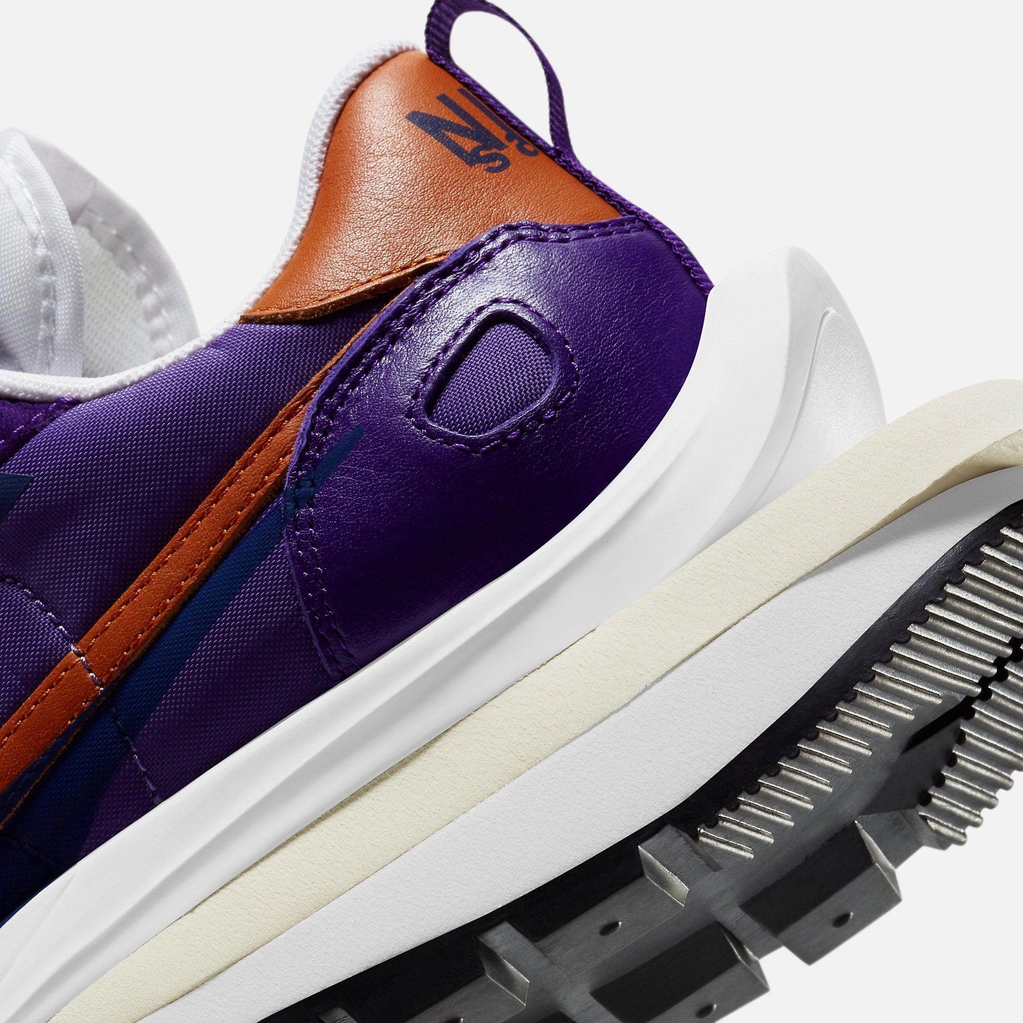 modern casuals (Men's) Nike VaporWaffle x Sacai 'Dark Iris' (2021) DD1875-500