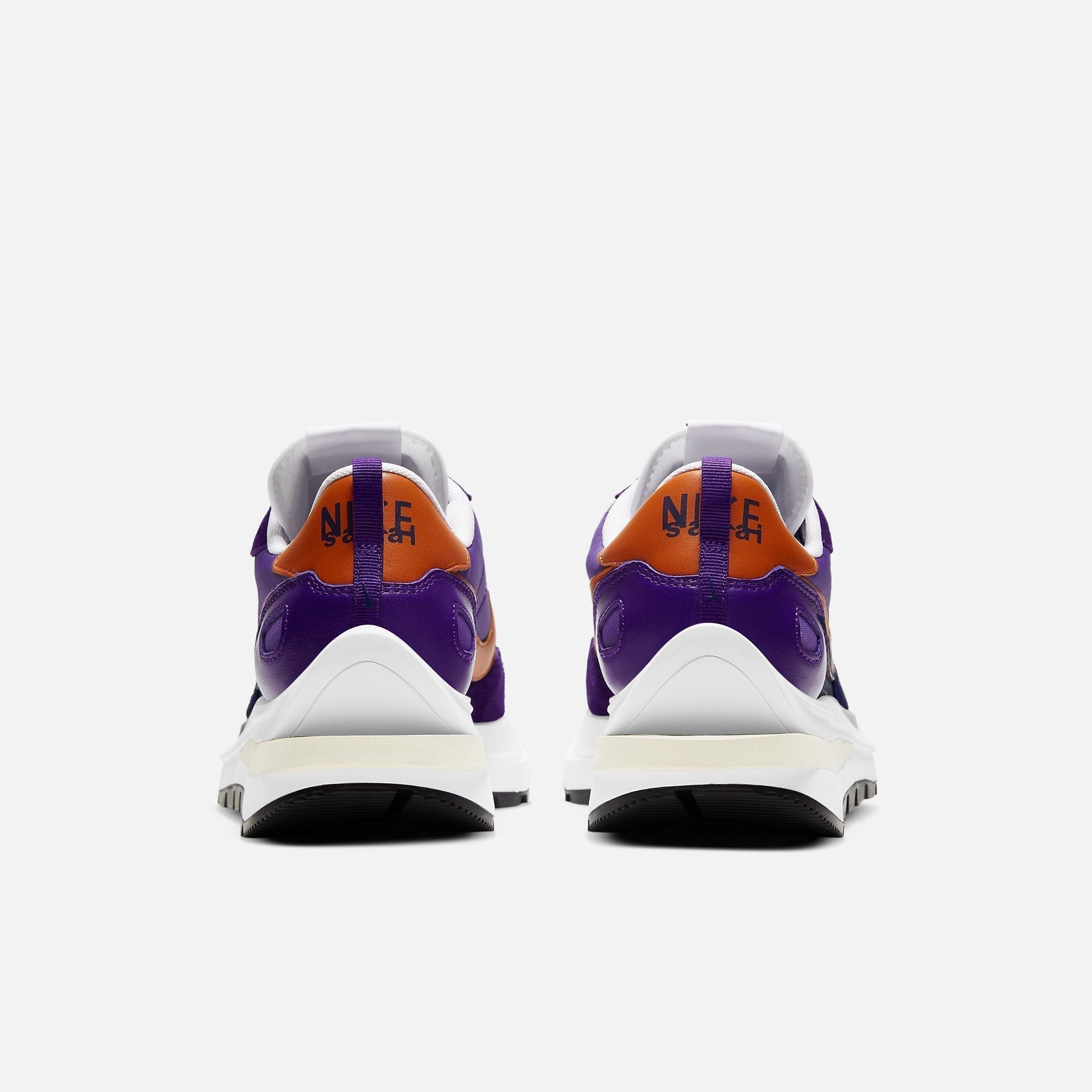 modern casuals (Men's) Nike VaporWaffle x Sacai 'Dark Iris' (2021) DD1875-500