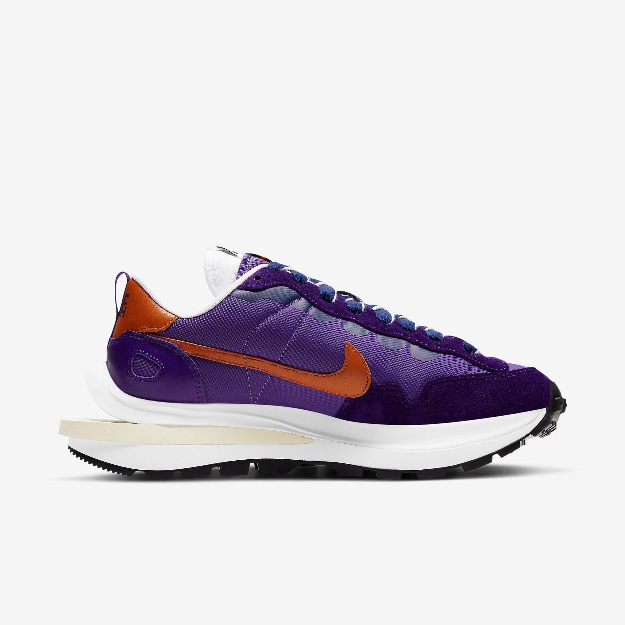 modern casuals (Men's) Nike VaporWaffle x Sacai 'Dark Iris' (2021) DD1875-500