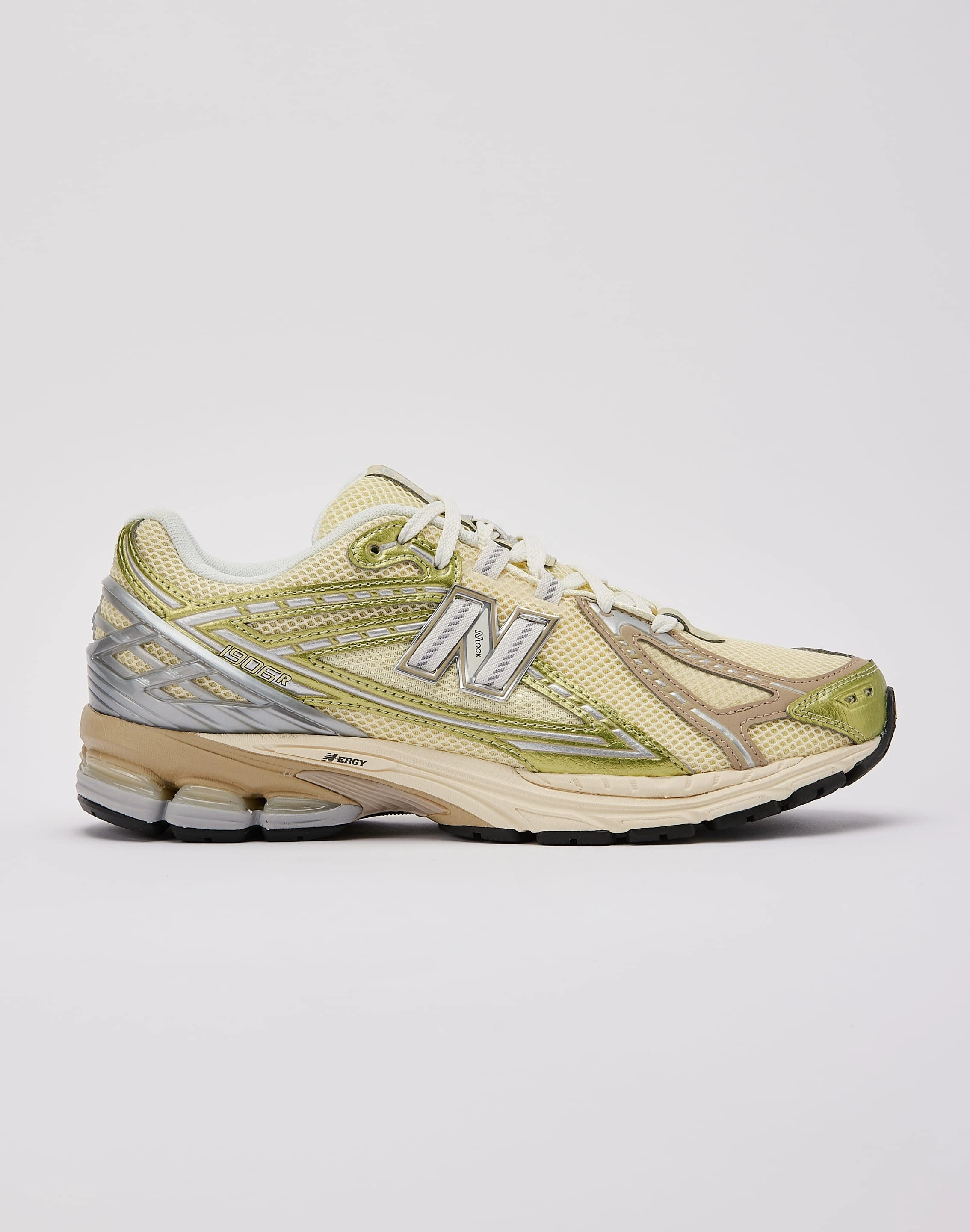 New Balance 1906R Modern fashion Fashion trends