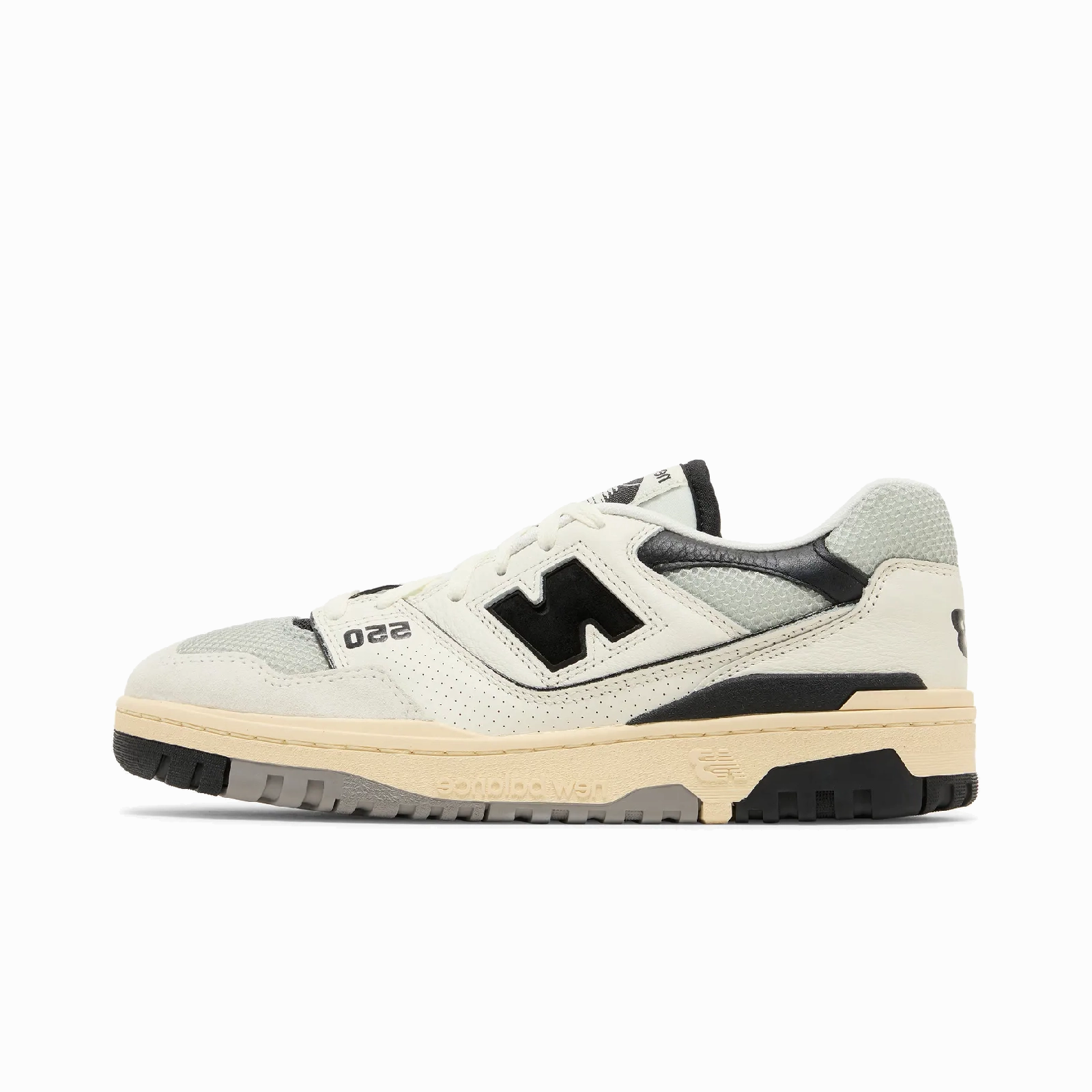 New Balance 550 Sea Salt Pack Black