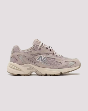 New Balance 725v1 Budget - friendly fashion Free shipping offers