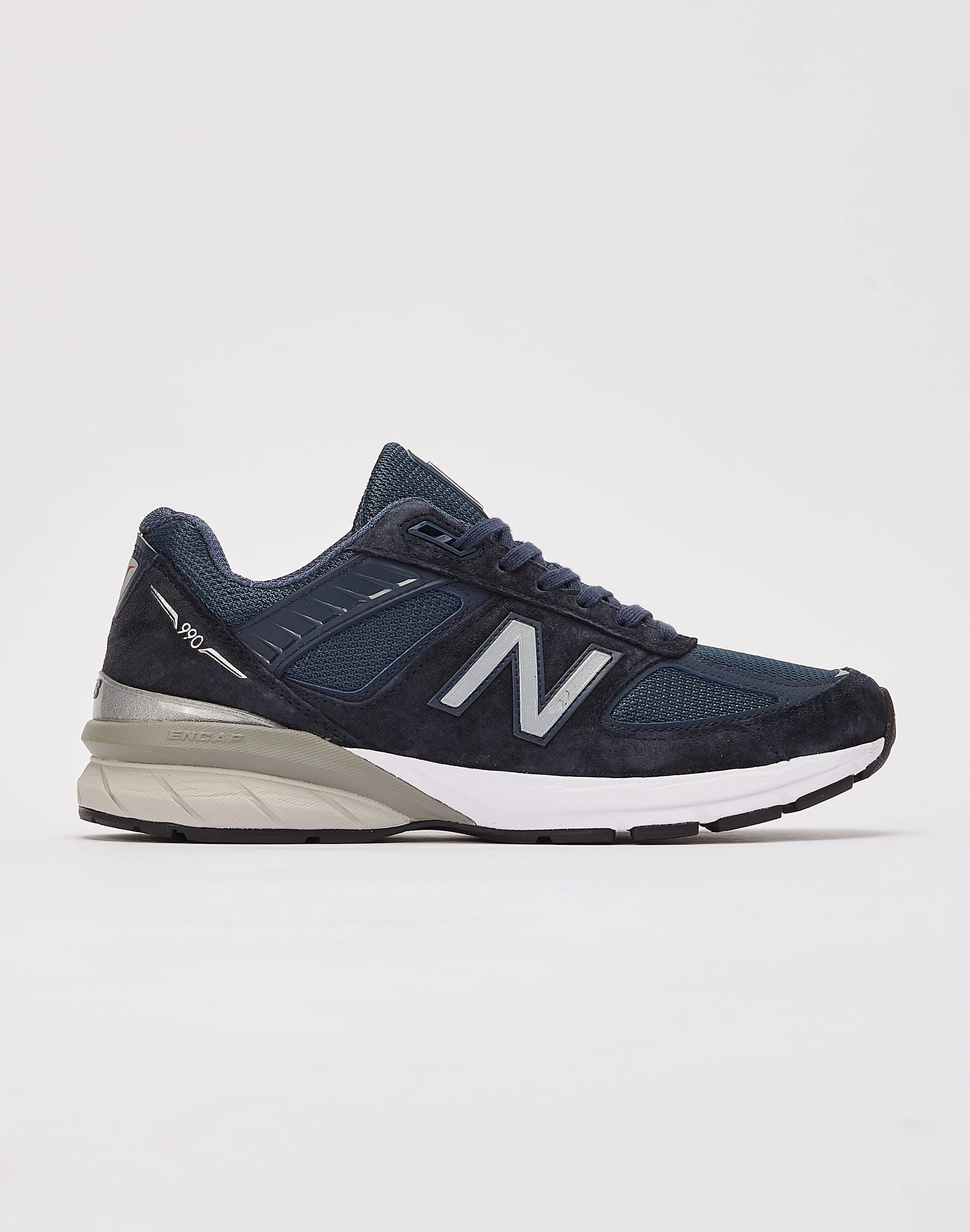 New Balance 990v5 Fashion inspiration Business casual wear