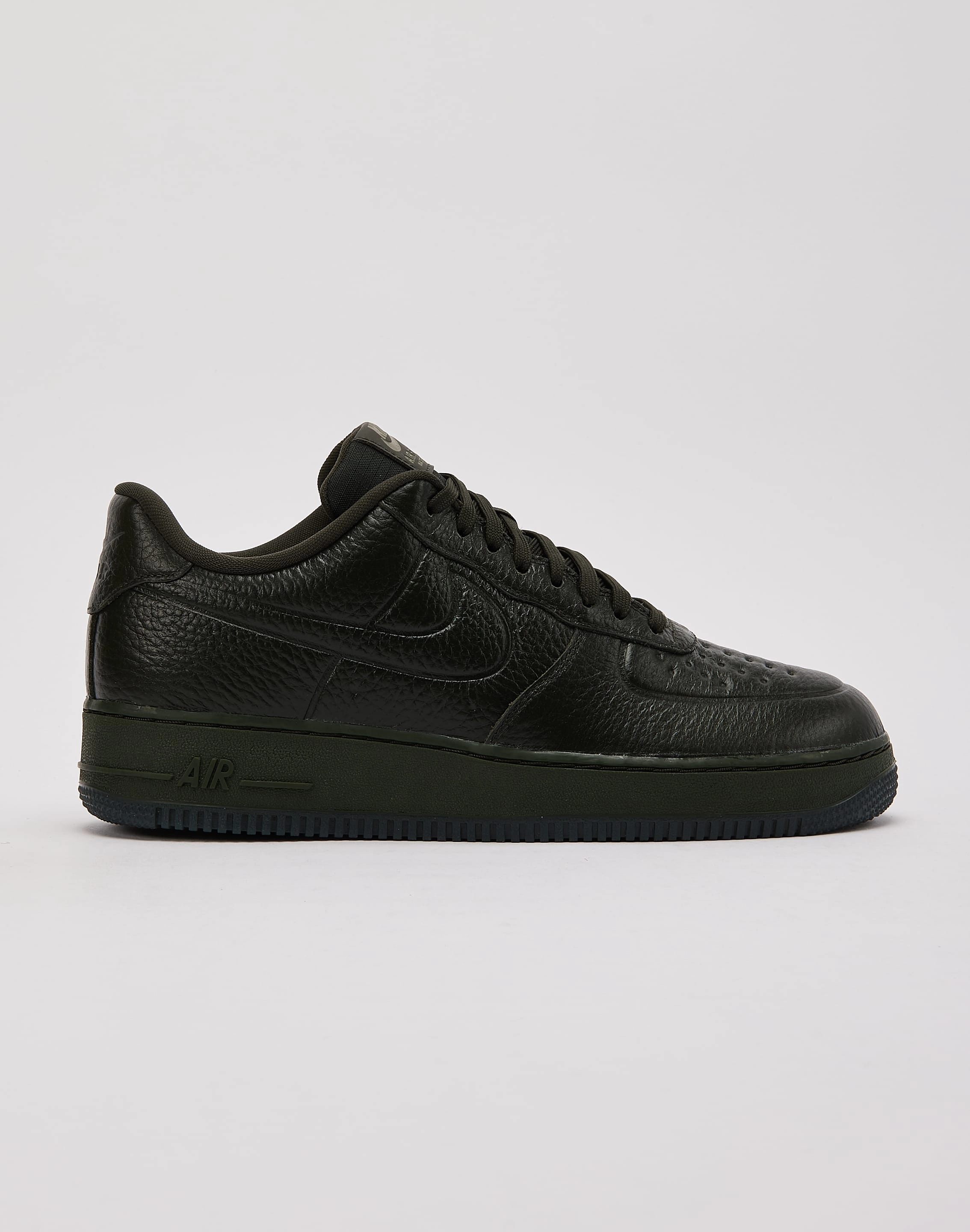 Nike Air Force 1 Low '07 Pro-Tech Retro fashion finds Luxury fashion items