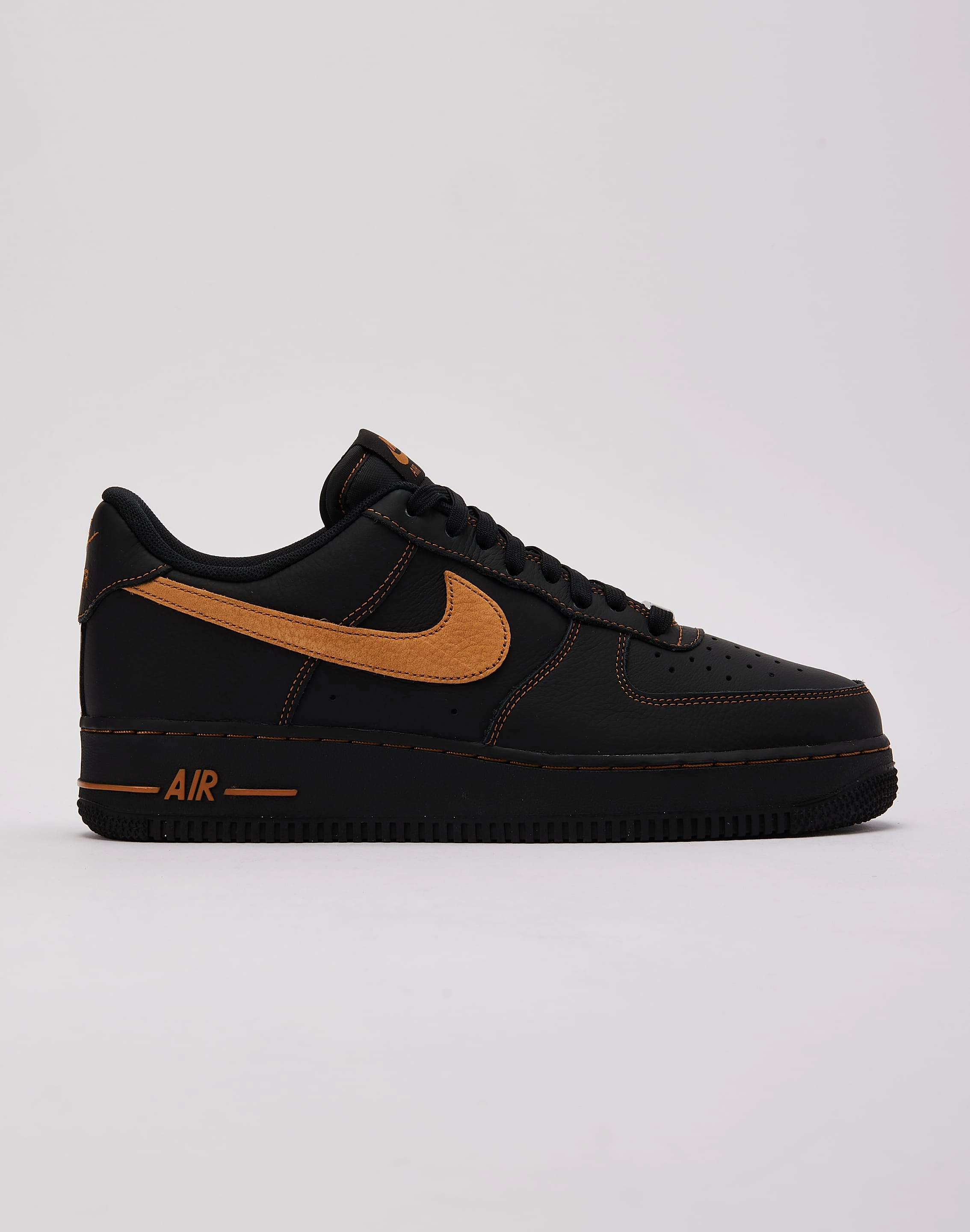 Nike Air Force 1 Low Fashion must - haves Military - inspired fashion