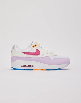 Nike Air Max 1 '87 Business casual wear Fashion catalog