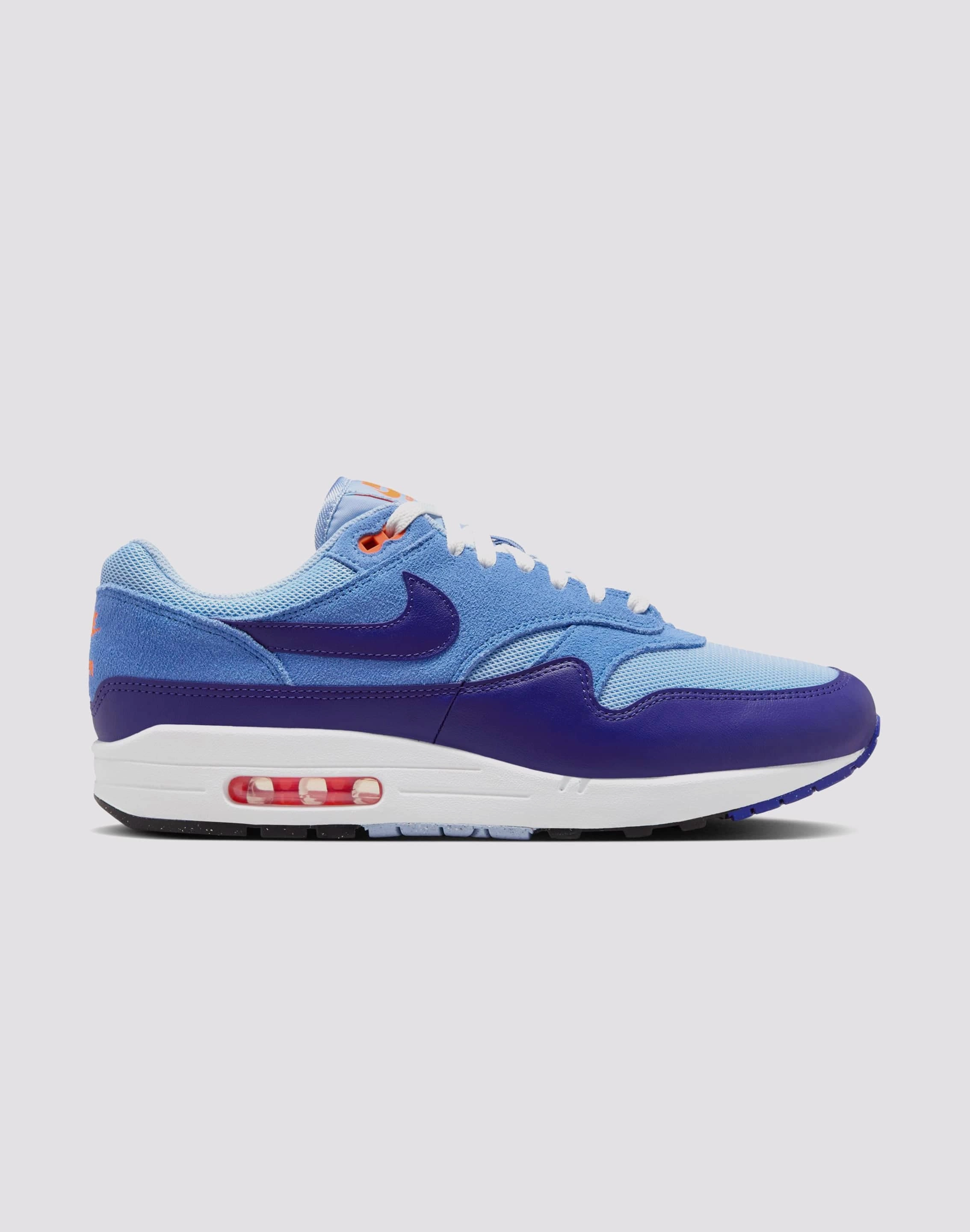 Nike Air Max 1 Essential Ethical fashion choices Workwear options