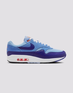 Nike Air Max 1 Essential Ethical fashion choices Workwear options