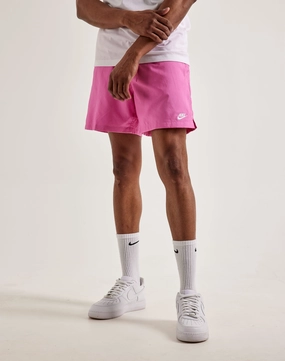 Nike Club Woven Flow Shorts Minimalist fashion Trendy gear