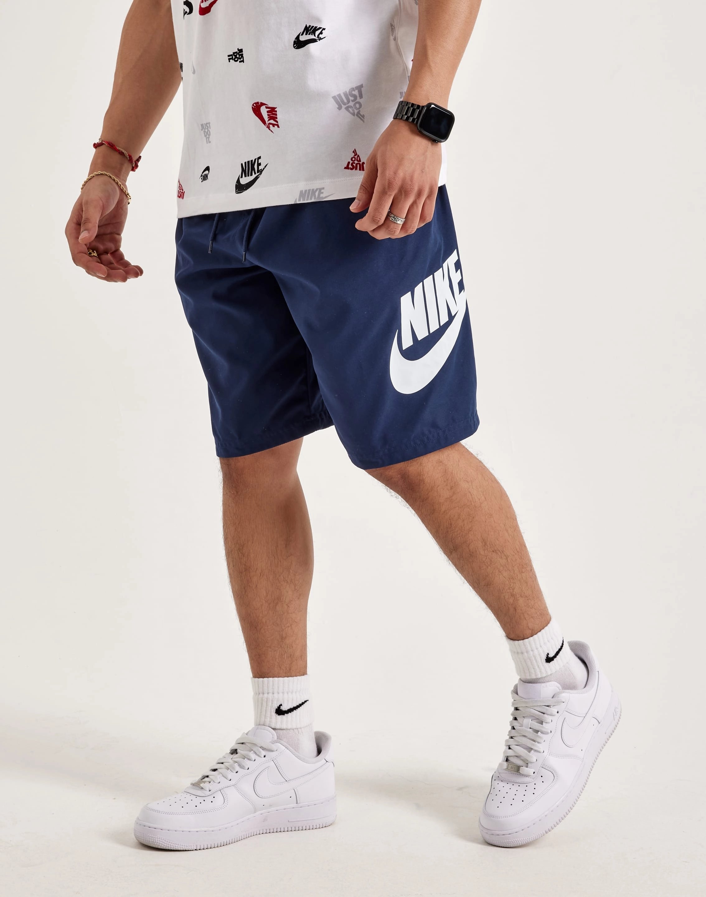 Nike Club Woven Shorts Minimalist fashion Smart casual wear