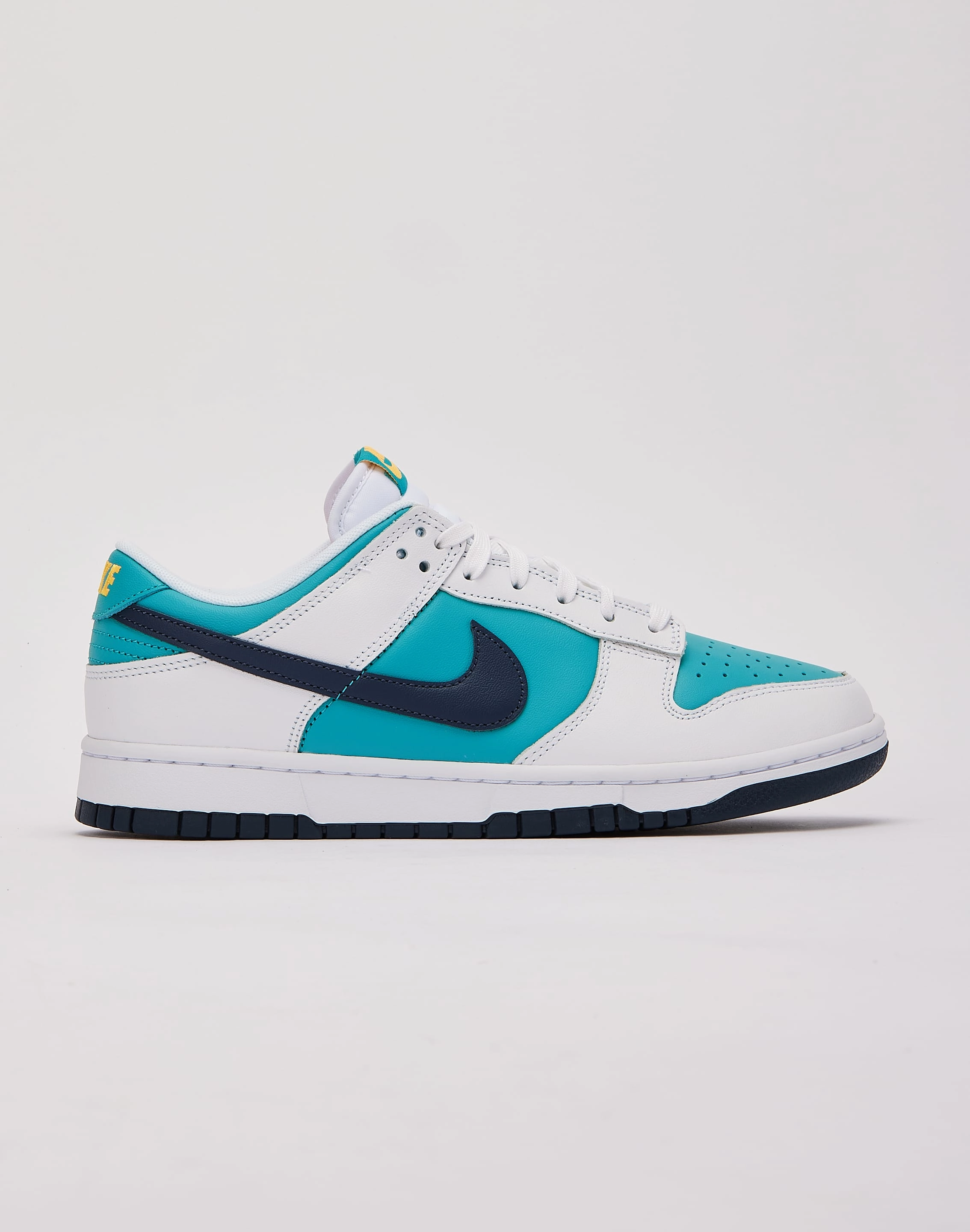 Nike Dunk Low Bohemian style items Style statements