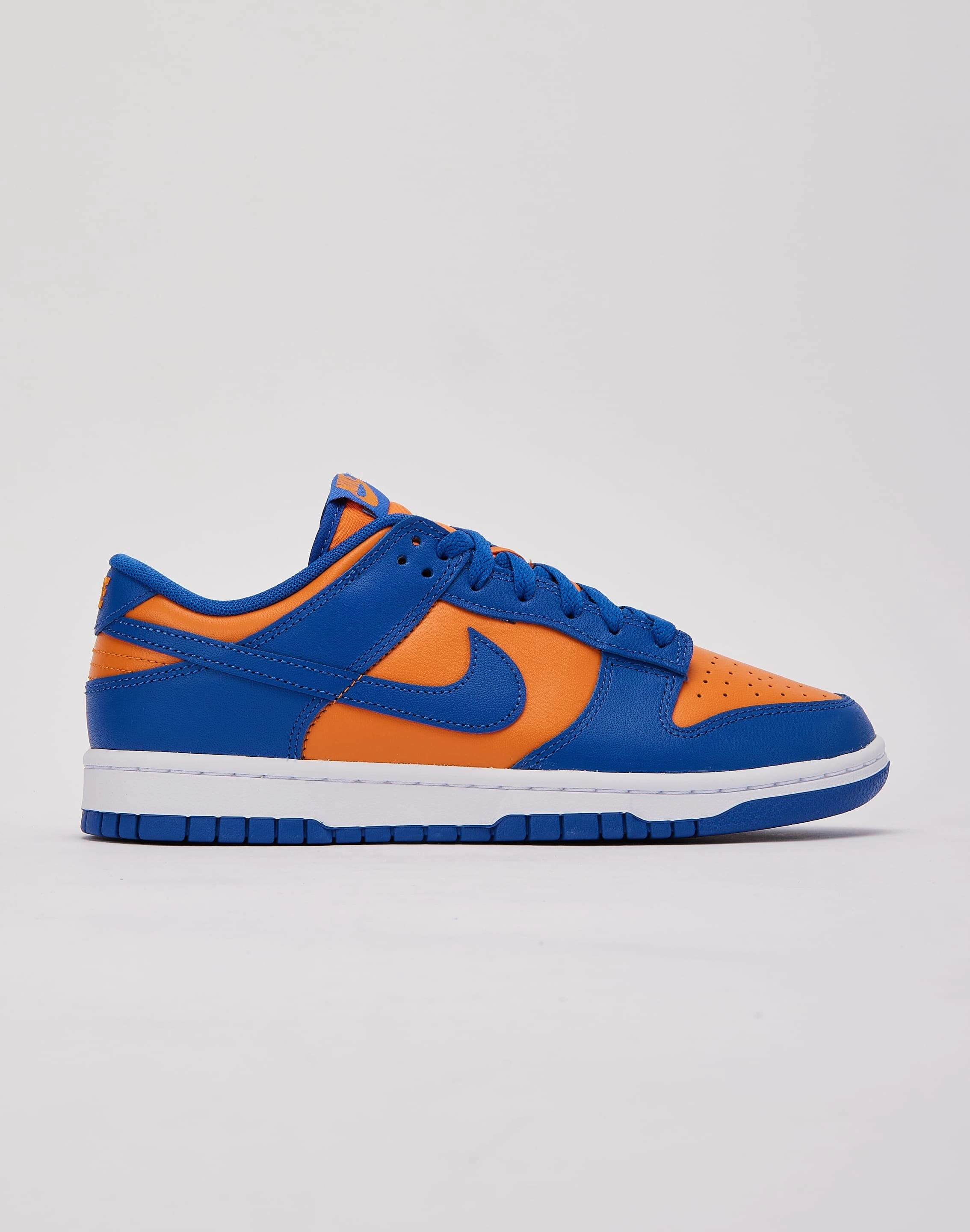 Nike Dunk Low Fashion for all body types Clothing types