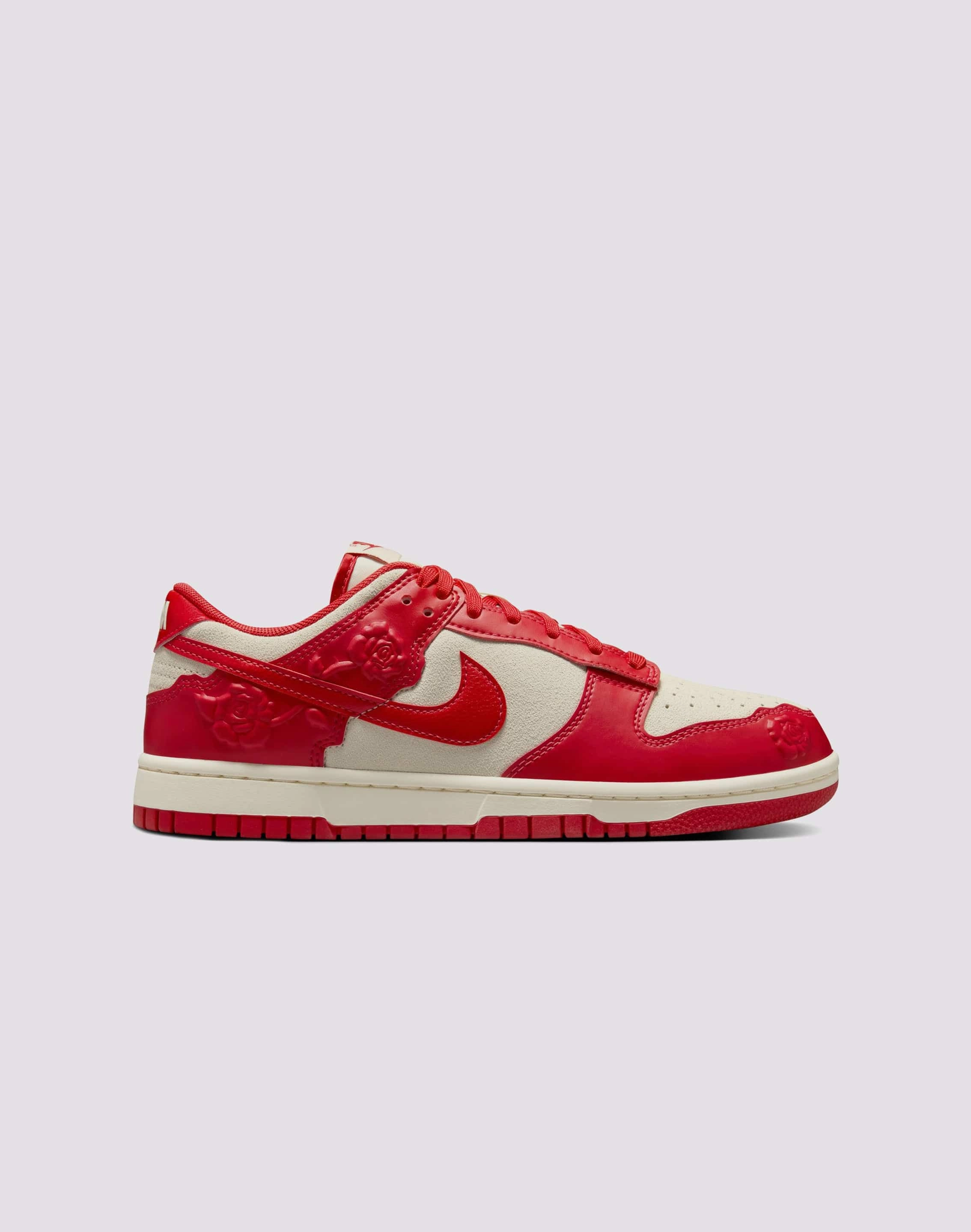 Nike Dunk Low "Roses" Business casual wear Fashion for all body types