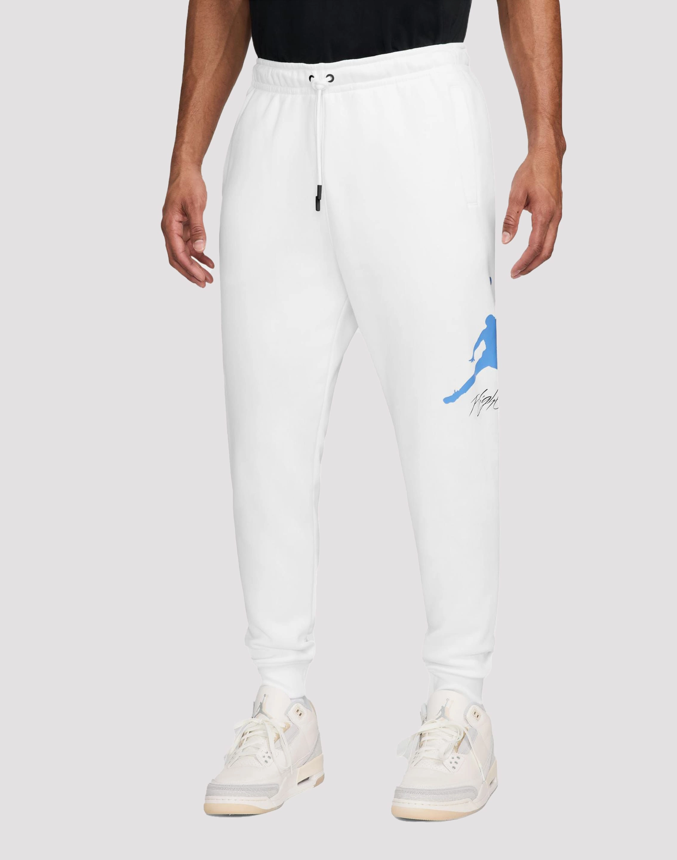 Nike Essentials Fleece Baseline White Pants Designer fashion items Seasonal wear