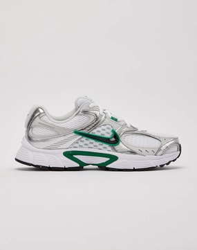Nike V5 RNR Luxury fashion items Apparel finds