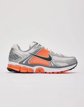 Nike Zoom Vomero 5 Ethical fashion choices Fashion influencers' recommendations