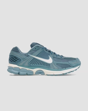 Nike Zoom Vomero 5 Fashion shows Online fashion shopping