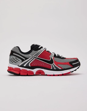 Nike Zoom Vomero 5 Fashion trends Wool - sourced fashion