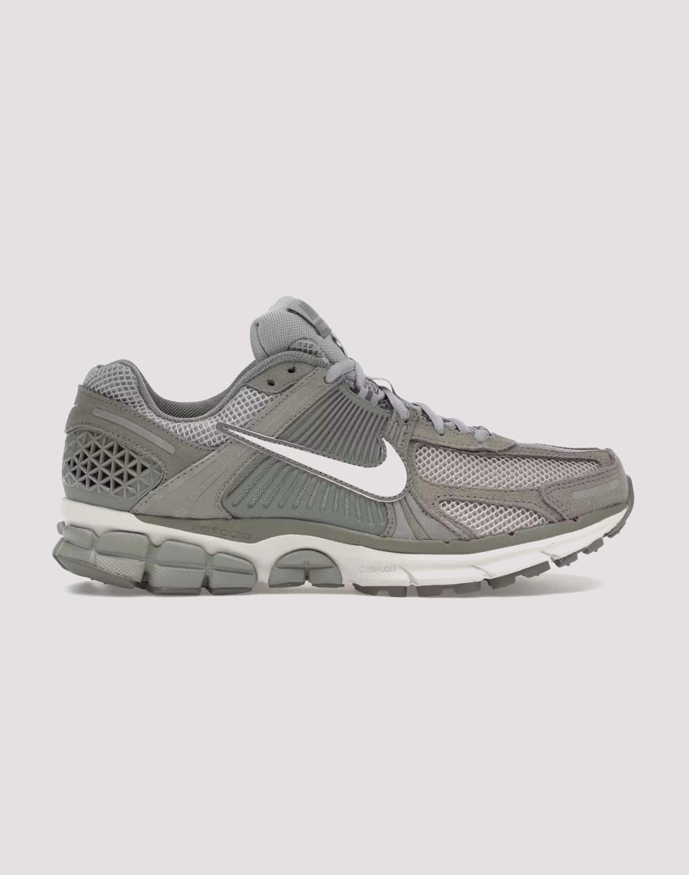 Online fashion shopping Nike Zoom Vomero 5 Formal wear selections
