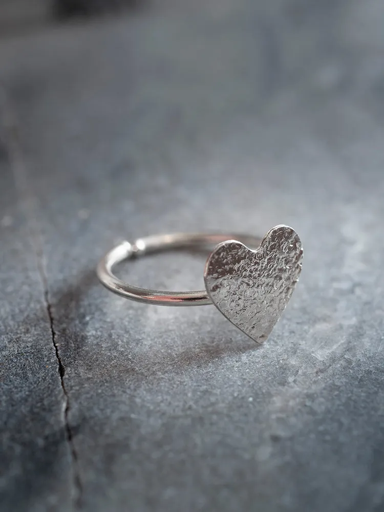 Petite Heart Ring - Silver