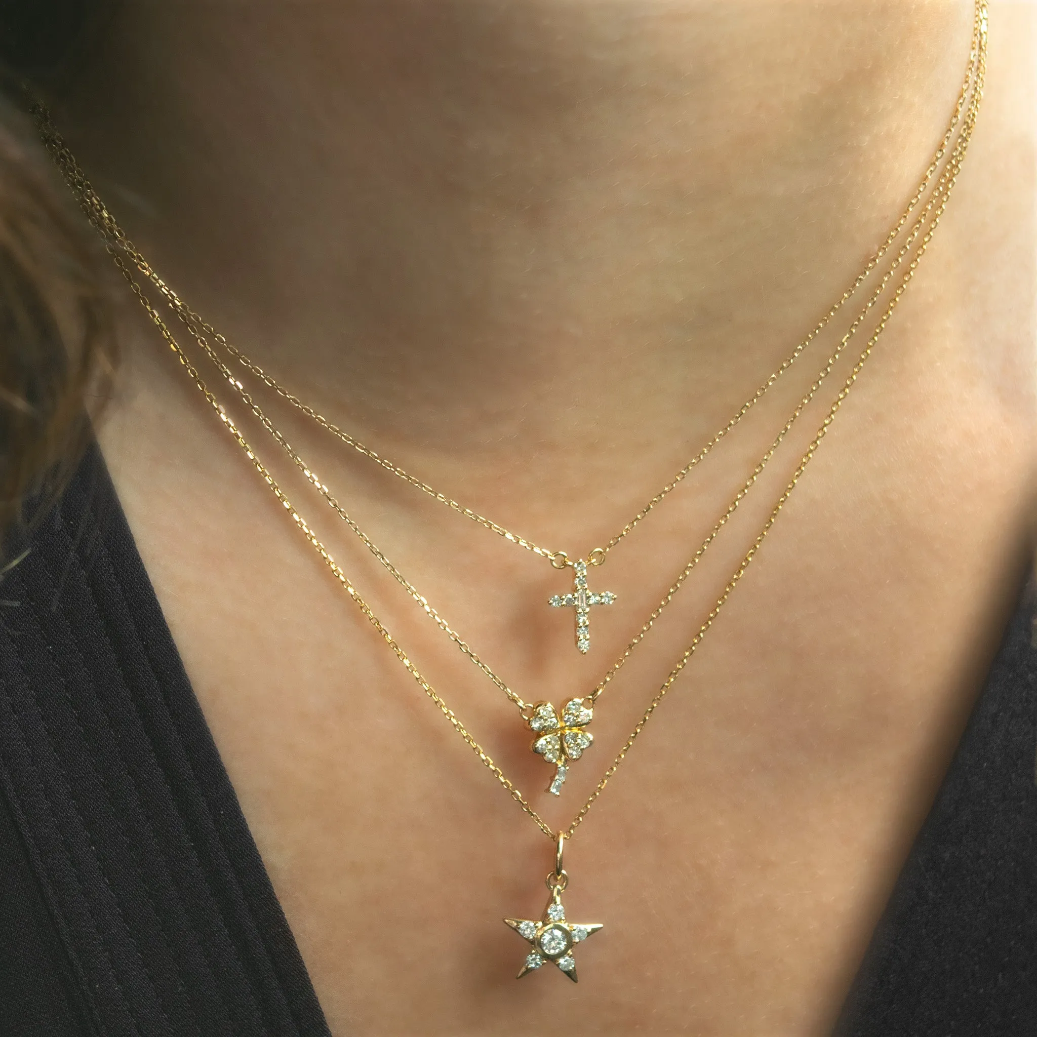 Reclaimed 18k Yellow Gold Star Necklace with 6 Round Diamonds