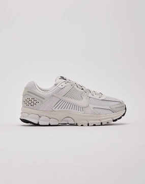 Retro fashion finds Nike Zoom Vomero 5 Recycled fashion materials