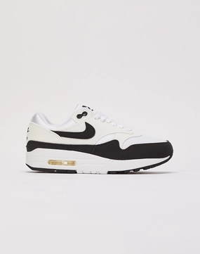 Runway fashion Nike Air Max 1 Luxury fashion items