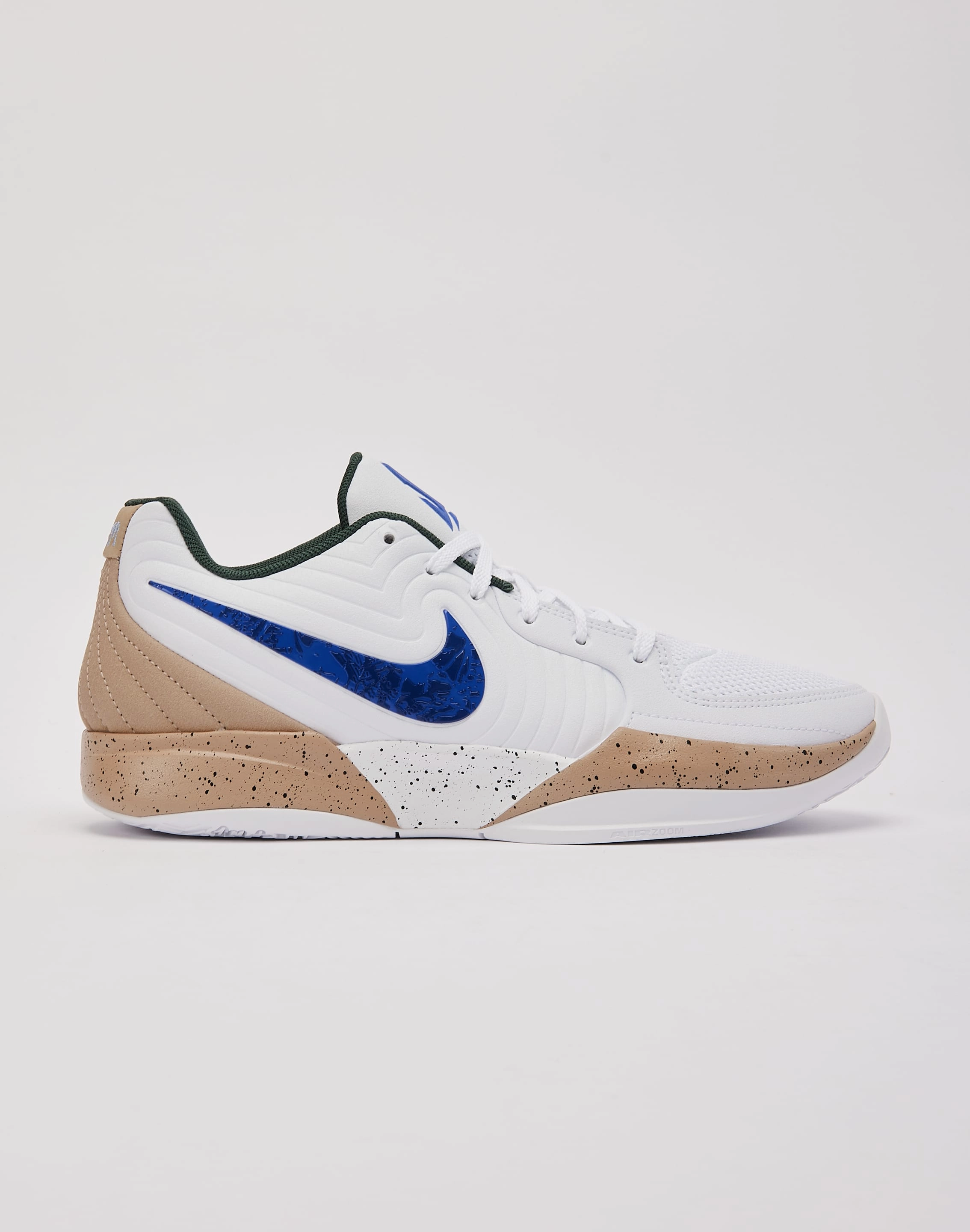 Seasonal wear Nike Ja 2 Outerwear options