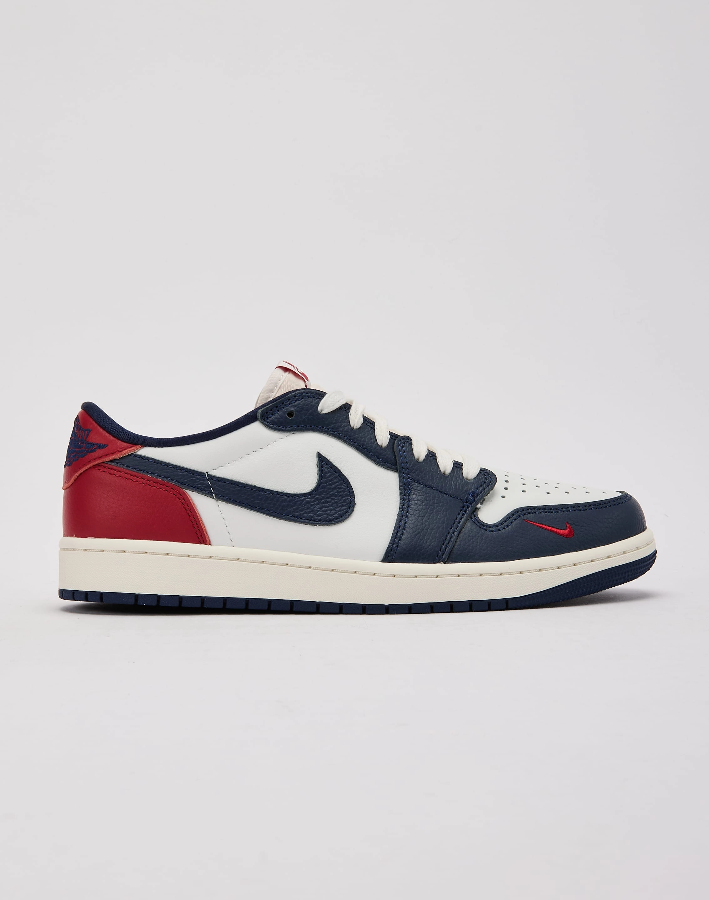 Silk - fabric fashion Jordan Air Jordan 1 Retro Low OG 'Howard University' Smart casual wear