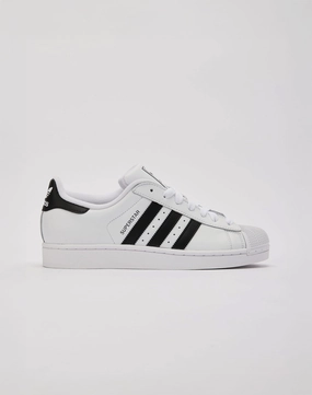 Smart casual wear Adidas Superstar II Preppy style items