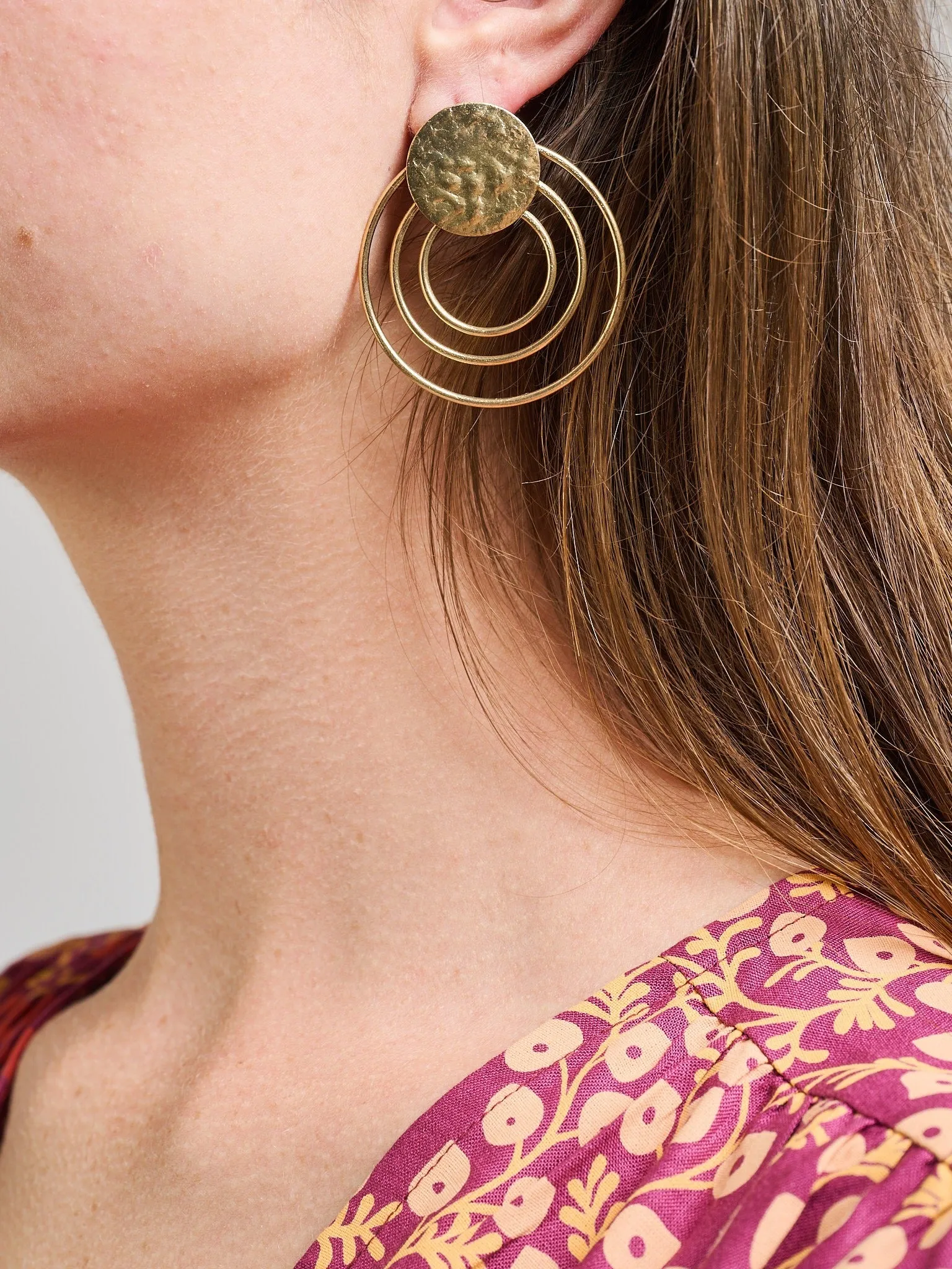 Sol Stud Earrings - Gold