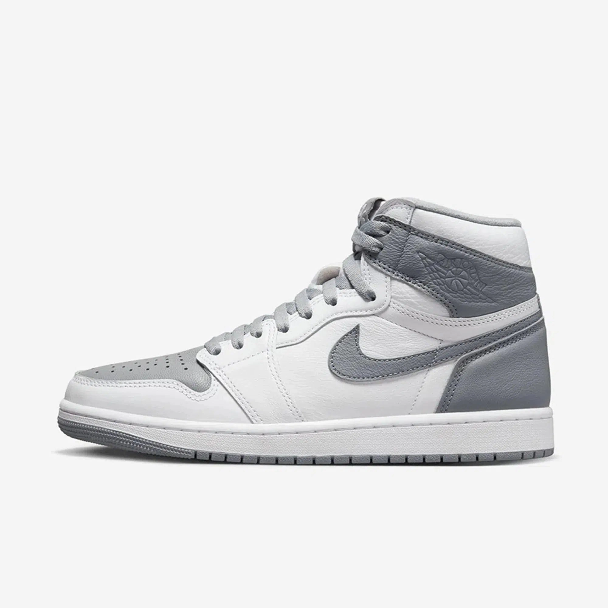 (Men's) Air Jordan 1 Retro High OG 'Stealth' (2022) 555088-037 layer smart style meets tech