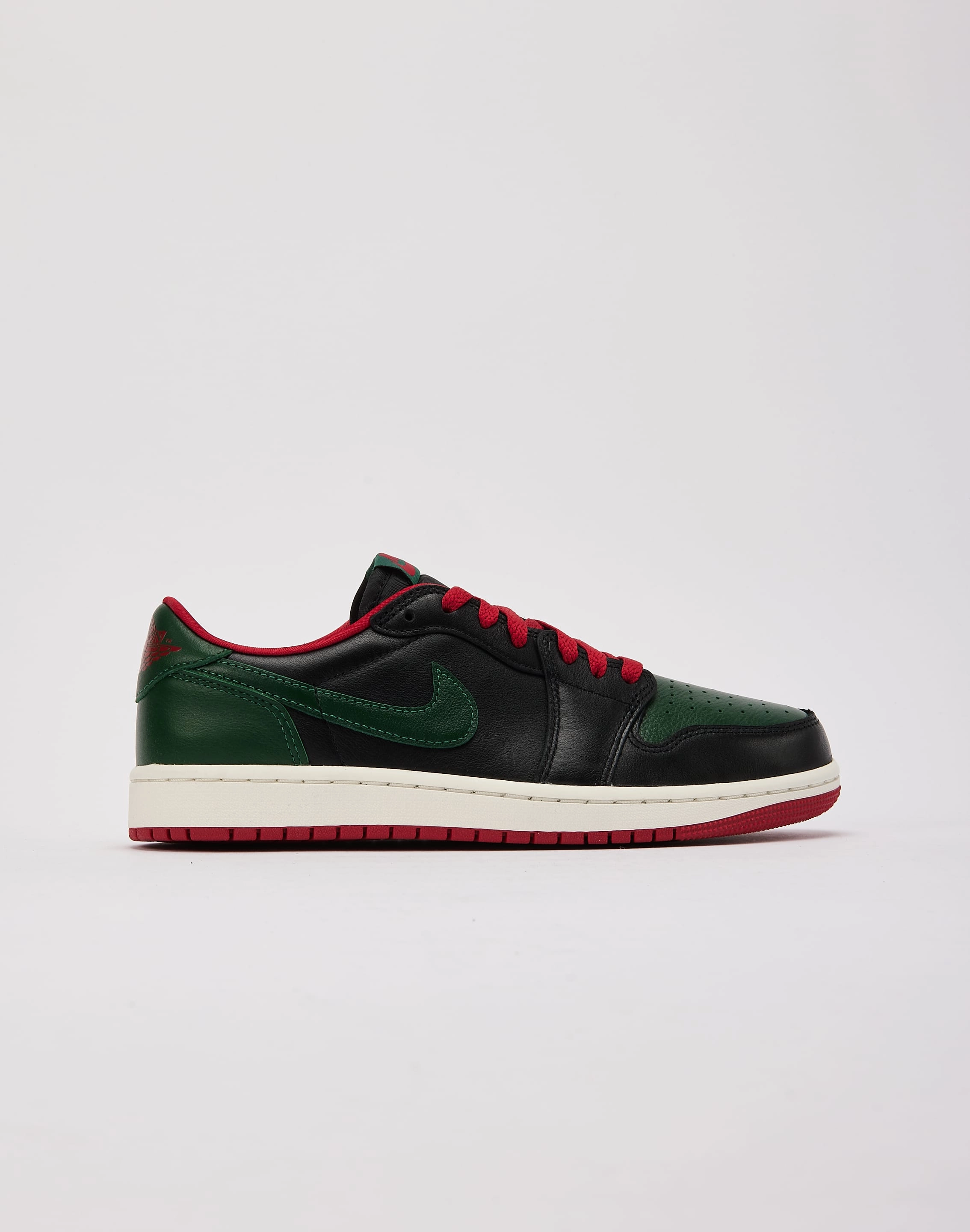 Stylish products Jordan Air Jordan 1 Retro Low OG 'Black and Gorge Green' Fashion rental