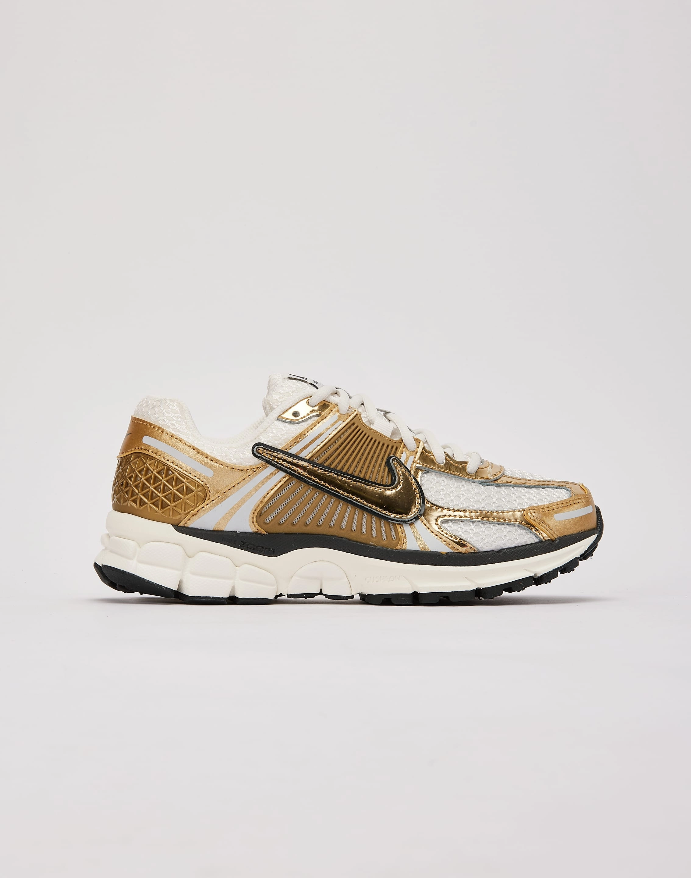Online fashion shopping Nike Zoom Vomero 5 Military - inspired fashion
