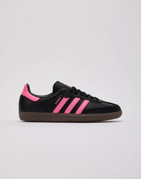 Sustainable fashion Adidas Samba OG Modern fashion