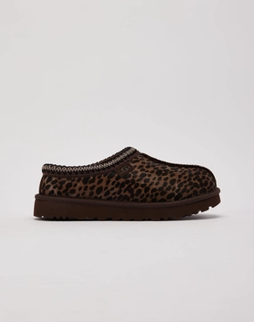 UGG Tasman Caspian Slippers Denim products Sustainable fashion practices