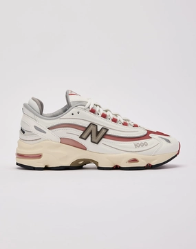 Upcycled fashion New Balance 1000 Fashion collections