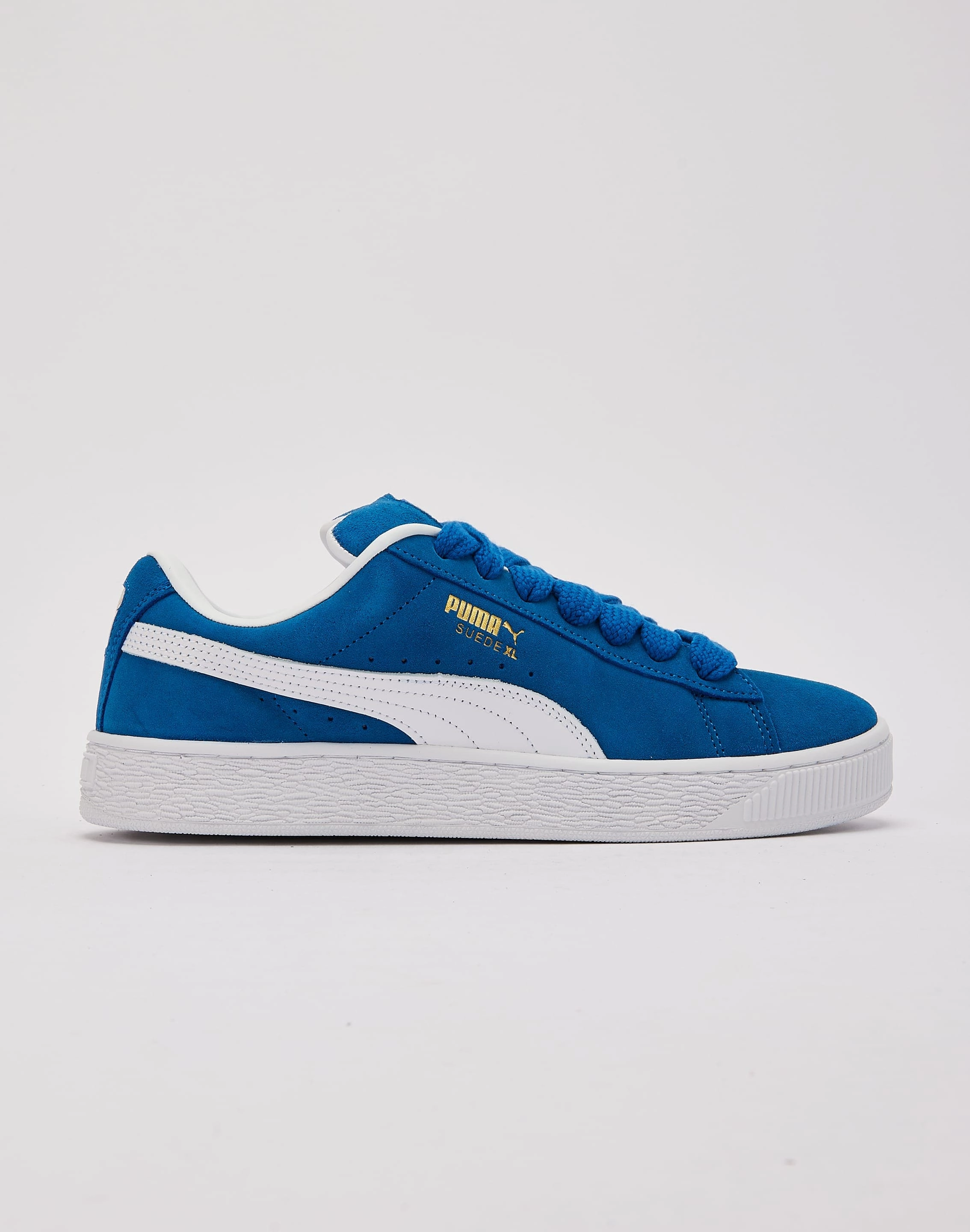 Upcycled fashion Puma Suede XL Fashion catalog
