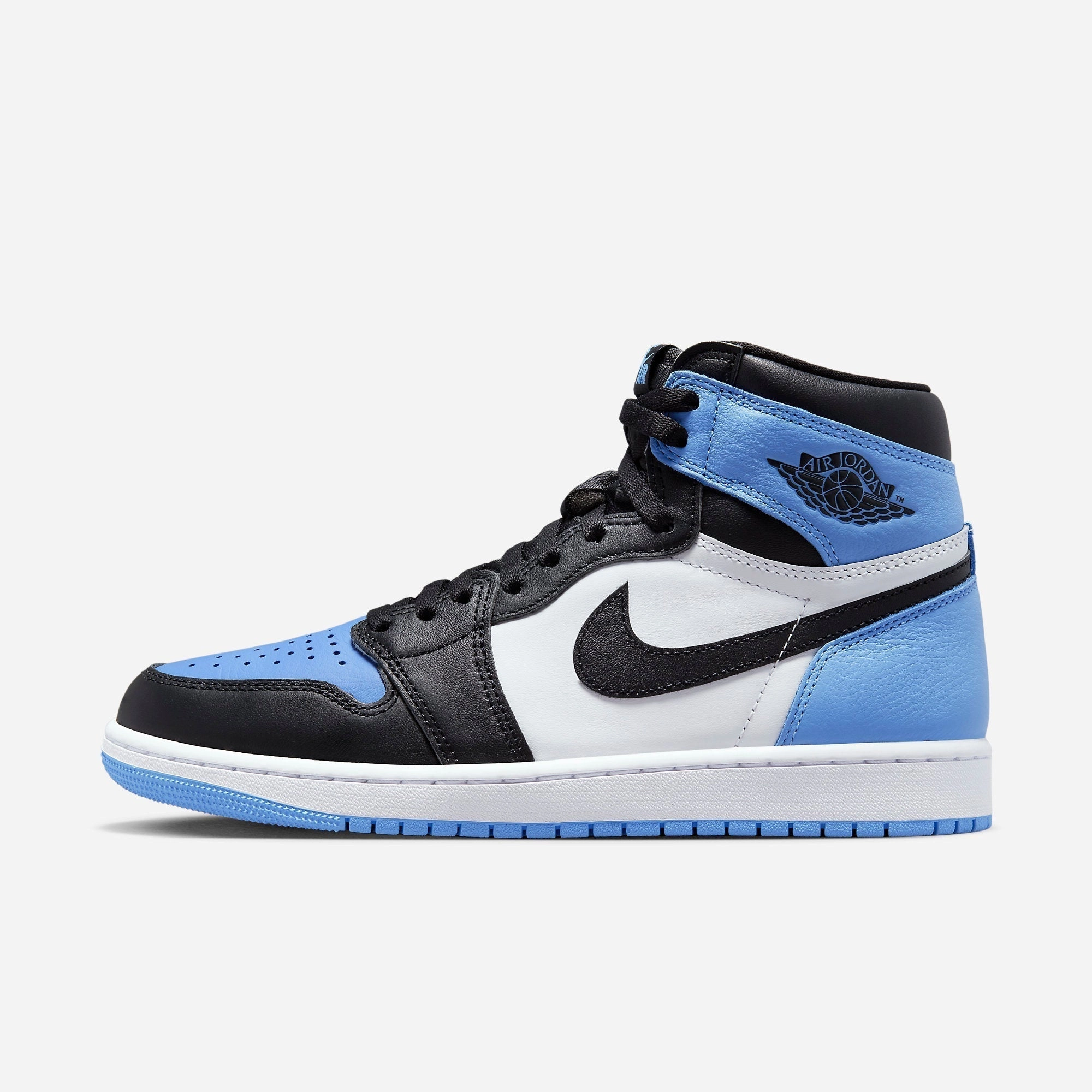 versatile layers (Men's) Air Jordan 1 Retro High OG 'UNC / University Blue Toe' (2023) DZ5485-400 clean dailywear