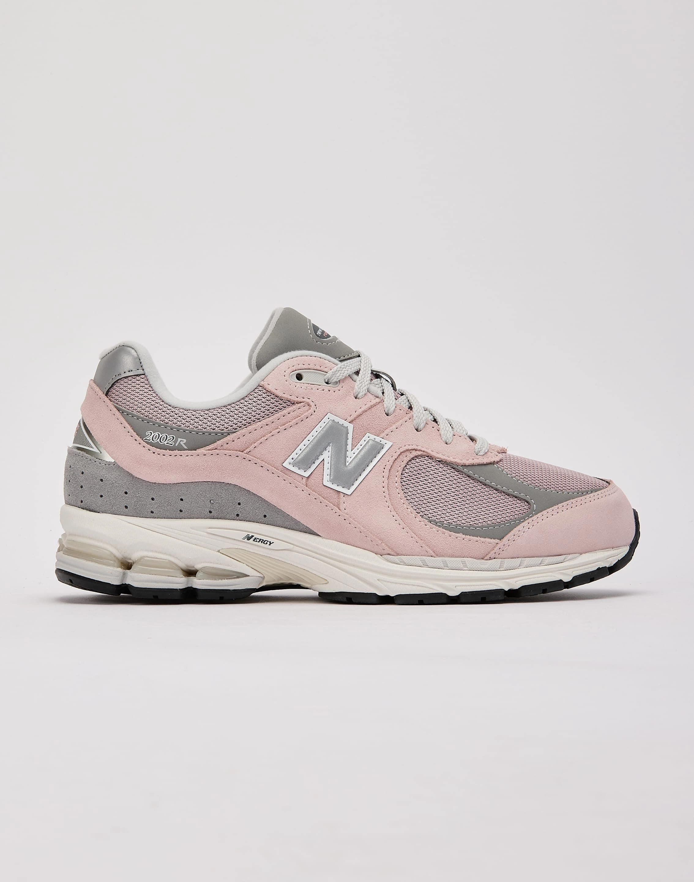 Vintage - inspired fashion New Balance 2002R Fashion shows