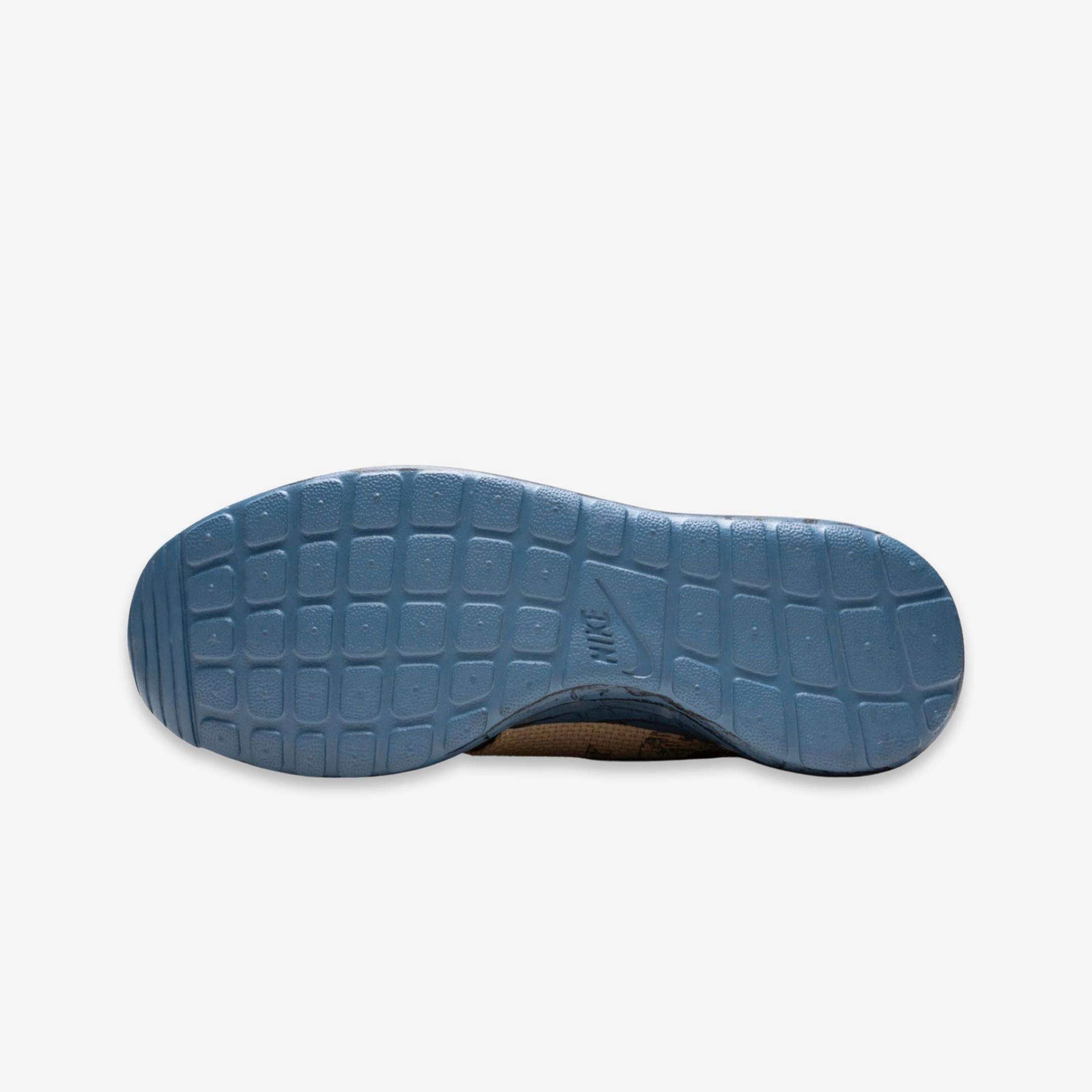 your everyday edge (Men's) Nike Roshe Run x The Boxtrolls 'Trollstrikes' (2014) 748863-200
